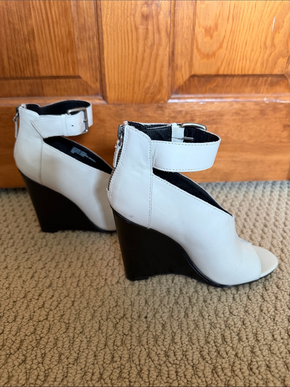 Trouvé Wedges